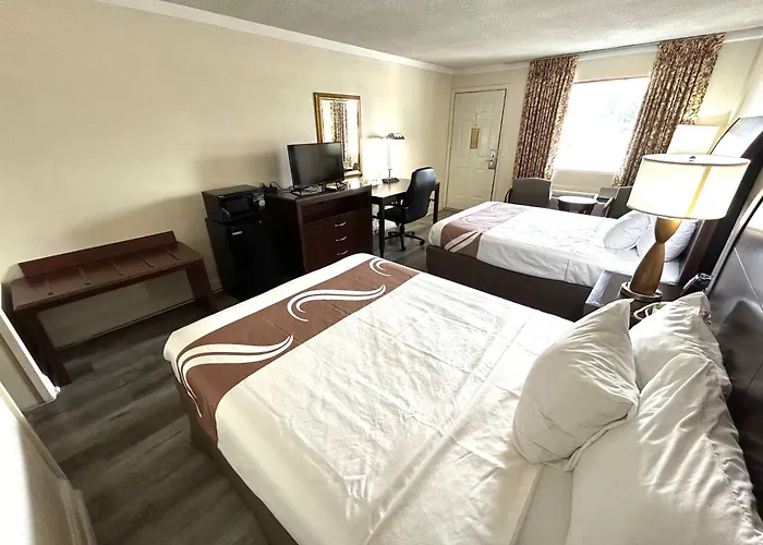 Relax Inn Perry National Fairgrounds Area I-75
