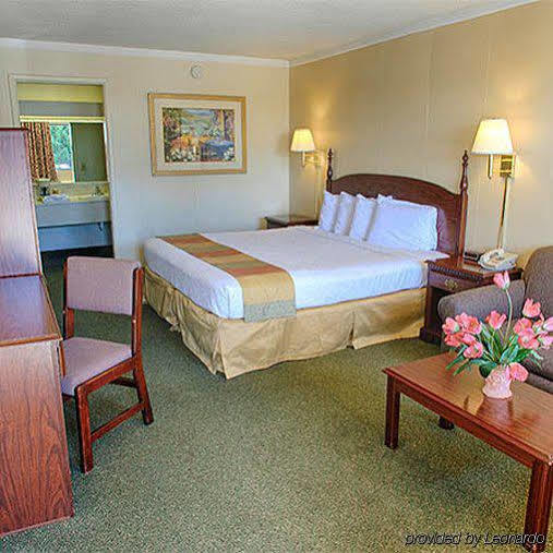 Hotel Relax National Fairgrounds Area I-75